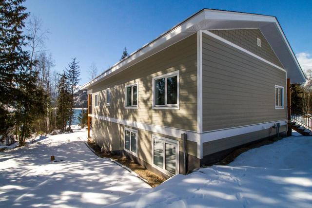 441 Galena Shores Drive, House detached with 5 bedrooms, 3 bathrooms and null parking in Columbia Shuswap B BC | Image 40