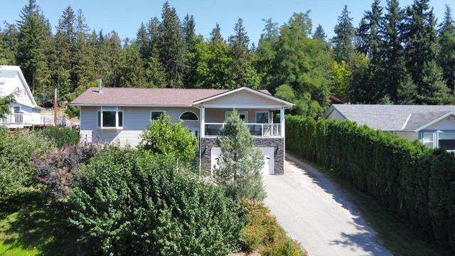 303 Nelson Avenue, House detached with 4 bedrooms, 4 bathrooms and null parking in Nakusp BC | Image 43