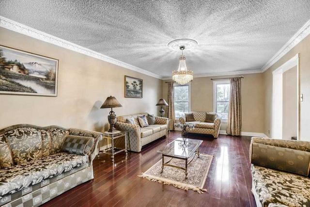 31 Rosegarden Dr, House detached with 4 bedrooms, 4 bathrooms and 20 parking in Brampton ON | Image 24