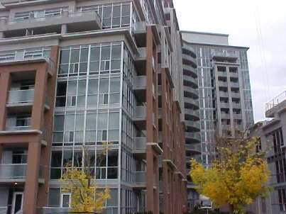 lph22 - 1 Shaw St, Condo with 1 bedrooms, 1 bathrooms and 1 parking in Toronto ON | Image 1