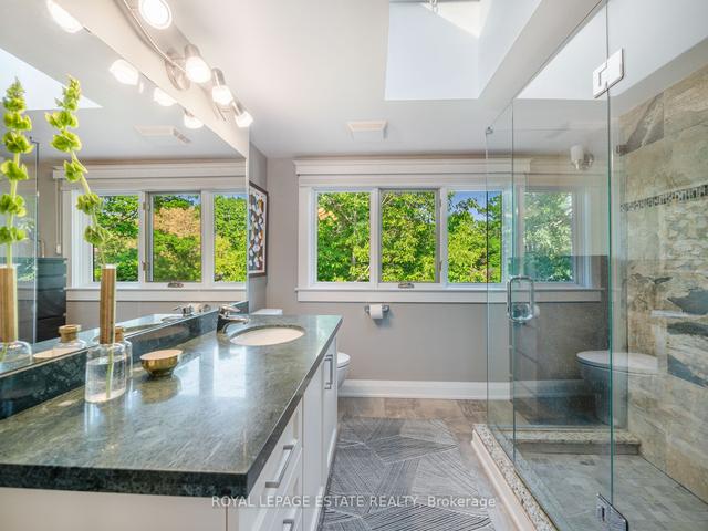 31 Victoria Park Ave, House semidetached with 5 bedrooms, 4 bathrooms and 3 parking in Toronto ON | Image 17