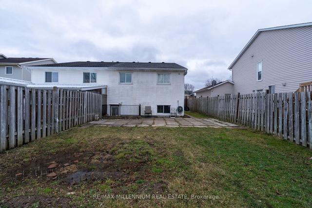 5775 Hemlock St, House semidetached with 3 bedrooms, 2 bathrooms and 5 parking in Niagara Falls ON | Image 25