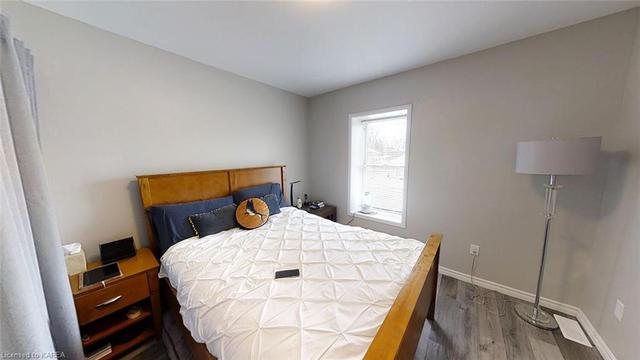 129 Bridge Street E, House detached with 6 bedrooms, 2 bathrooms and 4 parking in Greater Napanee ON | Image 19