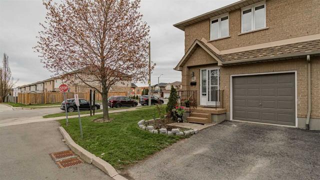 11 - 100 Vineberg Dr, Townhouse with 3 bedrooms, 3 bathrooms and 2 parking in Hamilton ON | Image 23