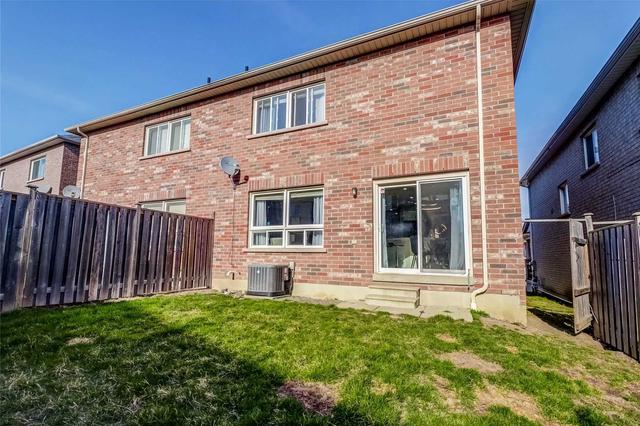 103 Whitlock Cres, House semidetached with 3 bedrooms, 3 bathrooms and 2 parking in Ajax ON | Image 32