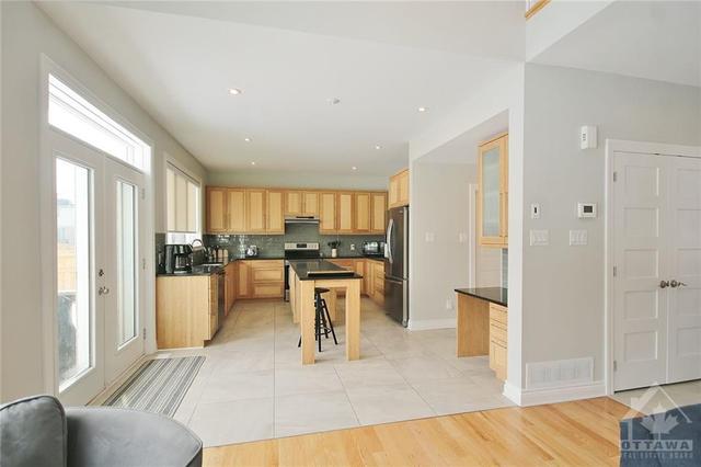505 Chriscraft Way, House detached with 3 bedrooms, 3 bathrooms and 4 parking in Ottawa ON | Image 11