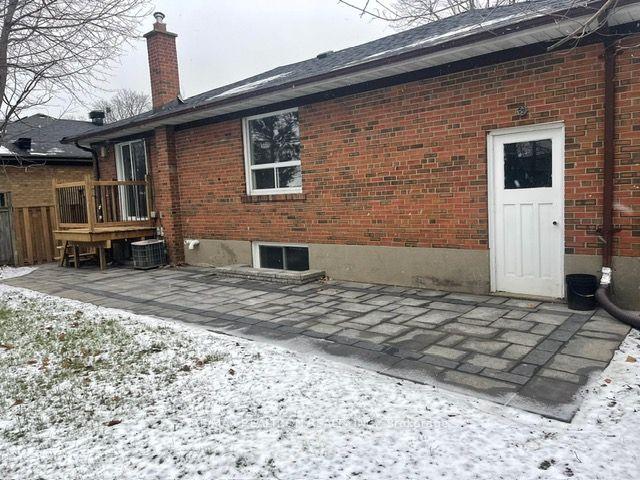 190 Combe Ave, House detached with 3 bedrooms, 3 bathrooms and 11 parking in Toronto ON | Image 33