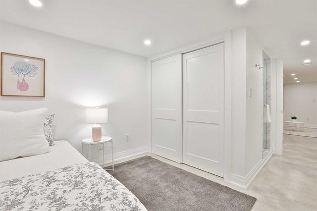 112 Wolseley St, House attached with 2 bedrooms, 2 bathrooms and 0 parking in Toronto ON | Image 24
