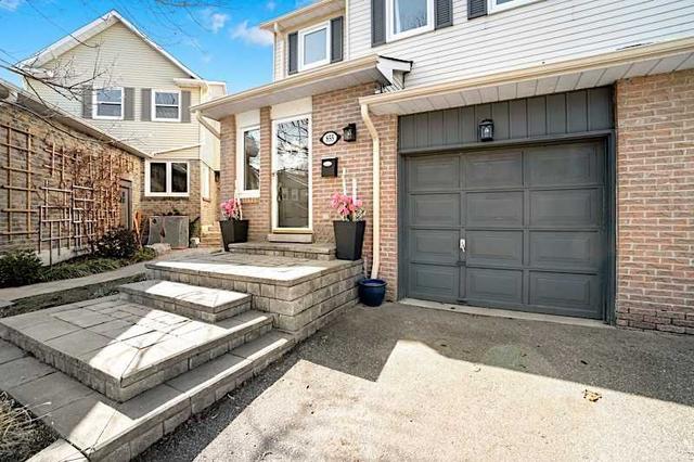 855 Sweetwater Cres, House attached with 3 bedrooms, 3 bathrooms and 3 parking in Mississauga ON | Image 12