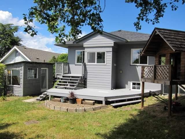 165 Regina Ave, House detached with 2 bedrooms, 1 bathrooms and 2 parking in Saanich BC | Image 4
