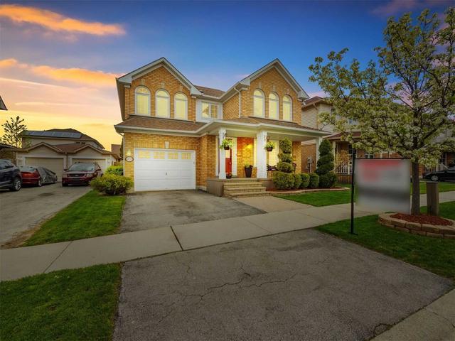 6559 Aston Martin Mews, House detached with 3 bedrooms, 4 bathrooms and 2 parking in Mississauga ON | Image 1