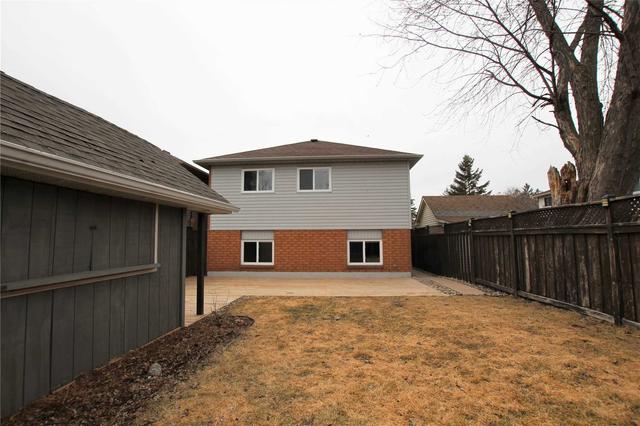 1445 Largo Cres, House detached with 2 bedrooms, 2 bathrooms and 3 parking in Oshawa ON | Image 22