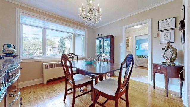 252 Yonge Blvd, House detached with 4 bedrooms, 4 bathrooms and 4 parking in Toronto ON | Image 3