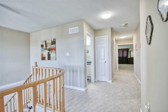 1527 Clearbrook Dr, House detached with 4 bedrooms, 4 bathrooms and 2 parking in Oshawa ON | Image 15