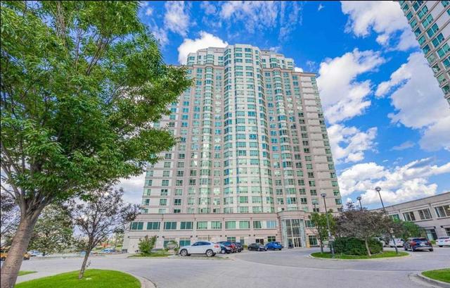1903 - 11 Lee Centre Dr, Condo with 2 bedrooms, 1 bathrooms and 1 parking in Toronto ON | Image 1