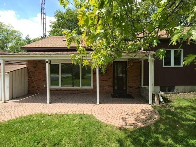 12001 King Rd, House detached with 3 bedrooms, 3 bathrooms and 6 parking in Niagara Falls ON | Image 2