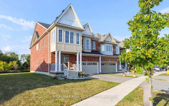 256 Greenwood Rd, Whitchurch-Stouffville, ON, L4A4N8 | Card Image