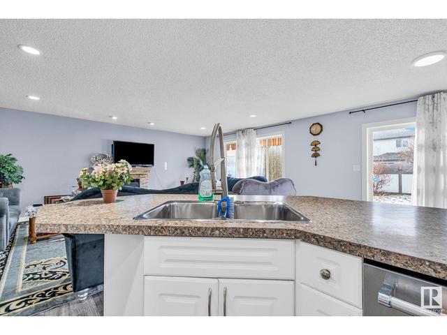 148 Cote Cr Nw, House detached with 5 bedrooms, 3 bathrooms and null parking in Edmonton AB | Image 11