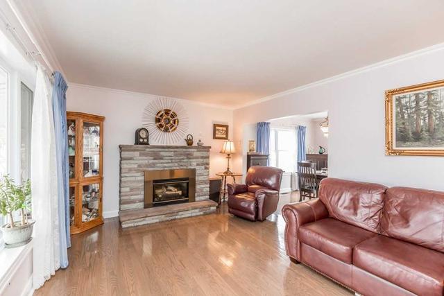 392 Codrington St, House detached with 2 bedrooms, 2 bathrooms and 5 parking in Barrie ON | Image 32