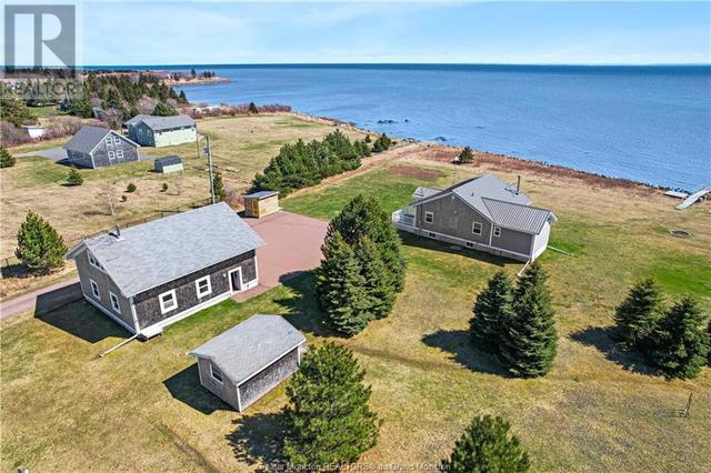 656 Route 960, House detached with 3 bedrooms, 3 bathrooms and null parking in Botsford NB | Image 2