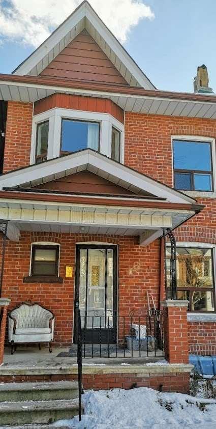 137 Essex St, House semidetached with 4 bedrooms, 2 bathrooms and 1 parking in Toronto ON | Image 9