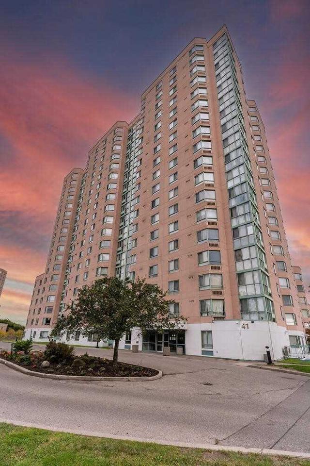 ph04 - 41 Markbrook Lane, Condo with 2 bedrooms, 2 bathrooms and 1 parking in Toronto ON | Image 1