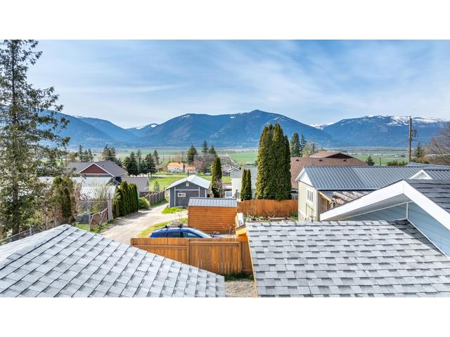 919 Regina Street, House detached with 3 bedrooms, 2 bathrooms and null parking in Creston BC | Image 31
