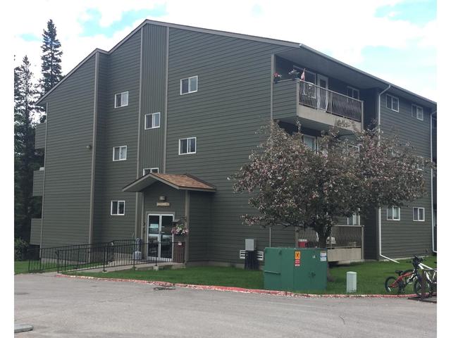 210b - 1299 Ponderosa Drive, Condo with 1 bedrooms, 1 bathrooms and 1 parking in Sparwood BC | Image 1