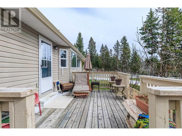 4896 Meesquono Trail, House detached with 3 bedrooms, 2 bathrooms and null parking in Cariboo G BC | Image 3