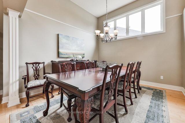 4299 Couples Cres, House detached with 4 bedrooms, 4 bathrooms and 7 parking in Burlington ON | Image 4