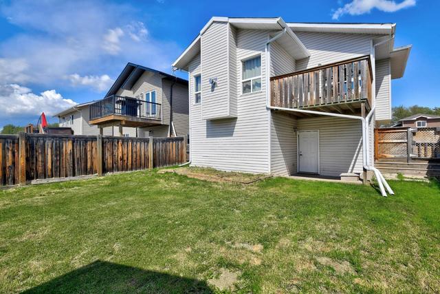 10235 93 Street, House detached with 5 bedrooms, 3 bathrooms and 4 parking in Sexsmith AB | Image 28