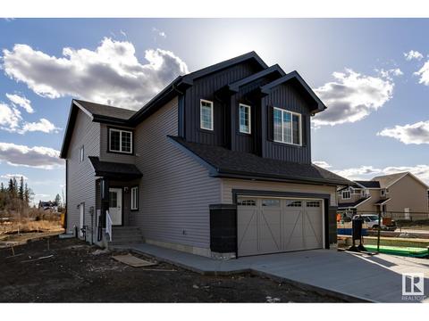4 Meadowbrook Pt, House detached with 3 bedrooms, 2 bathrooms and null parking in Spruce Grove AB | Card Image