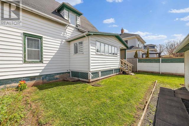 35 Spring Street, House detached with 4 bedrooms, 1 bathrooms and null parking in Summerside PE | Image 38