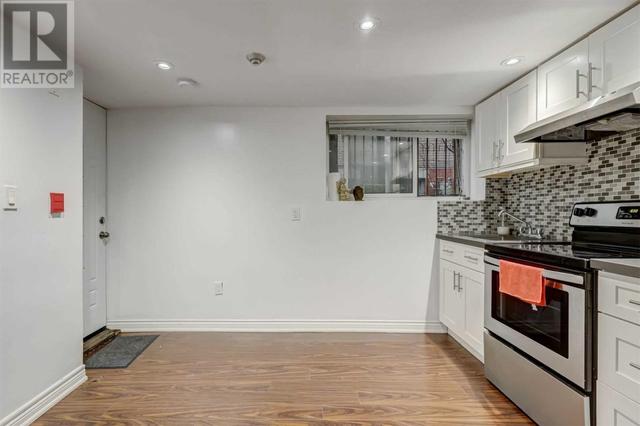b3 - 11 Laxton Ave, House detached with 1 bedrooms, 1 bathrooms and 0 parking in Toronto ON | Image 6