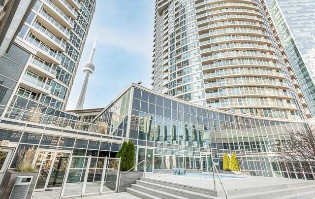 2206 - 218 Queens Quay W, Condo with 1 bedrooms, 1 bathrooms and 0 parking in Toronto ON | Image 16