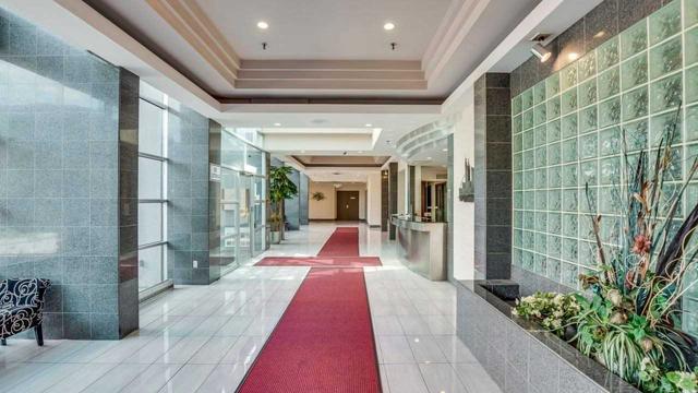 1412 - 265 Enfield Pl, Condo with 2 bedrooms, 2 bathrooms and 1 parking in Mississauga ON | Image 14