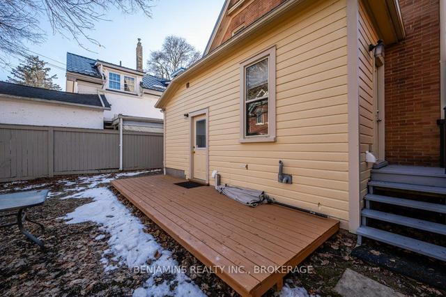 134 Lancaster St E, House detached with 3 bedrooms, 3 bathrooms and 3 parking in Kitchener ON | Image 29