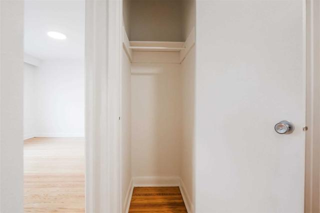 7 - 2880 Keele St, House detached with 2 bedrooms, 1 bathrooms and 1 parking in Toronto ON | Image 21