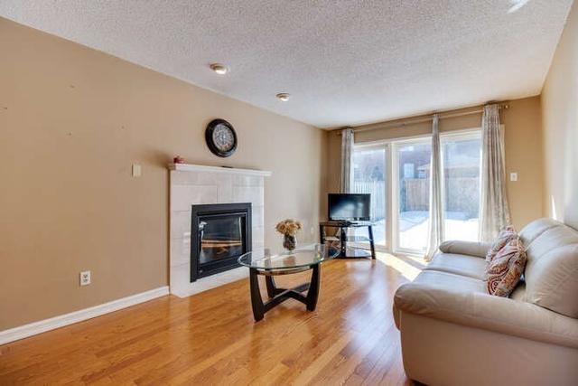 267 Hoover Dr, House detached with 4 bedrooms, 3 bathrooms and 6 parking in Pickering ON | Image 3