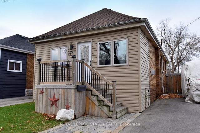 293 Fairfield Ave, House detached with 2 bedrooms, 1 bathrooms and 2 parking in Hamilton ON | Image 34