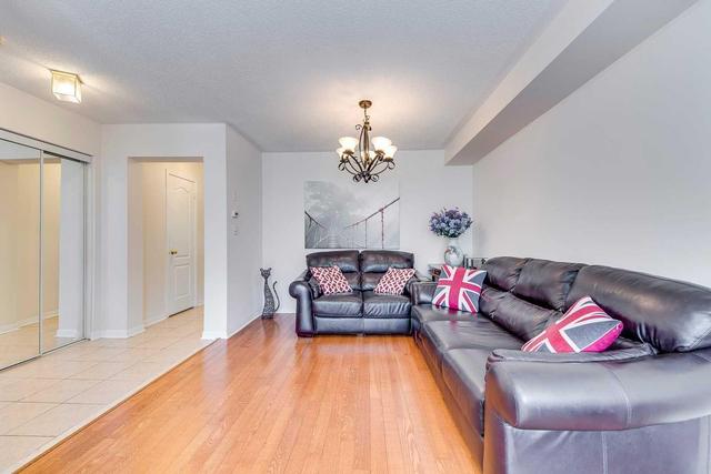 Th 122 - 5980 Whitehorn Ave, Townhouse with 3 bedrooms, 3 bathrooms and 1 parking in Mississauga ON | Image 6