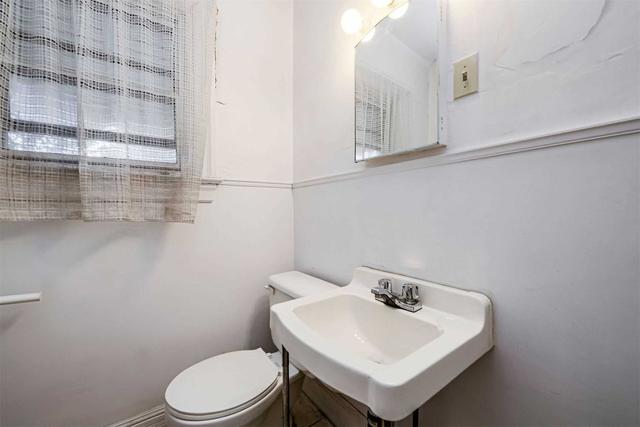 643 Beresford Ave, House semidetached with 3 bedrooms, 2 bathrooms and 1 parking in Toronto ON | Image 20