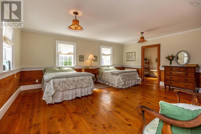 137 Pelham Street, House detached with 2 bedrooms, 3 bathrooms and null parking in Lunenburg NS | Image 31