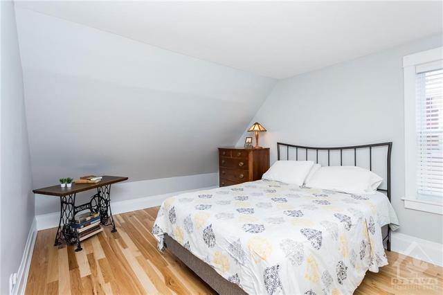 1170 Gladstone Avenue, House detached with 3 bedrooms, 2 bathrooms and 2 parking in Ottawa ON | Image 18