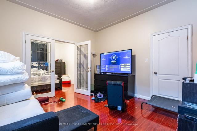 53 Cannon St W, House detached with 3 bedrooms, 2 bathrooms and 0 parking in Hamilton ON | Image 20