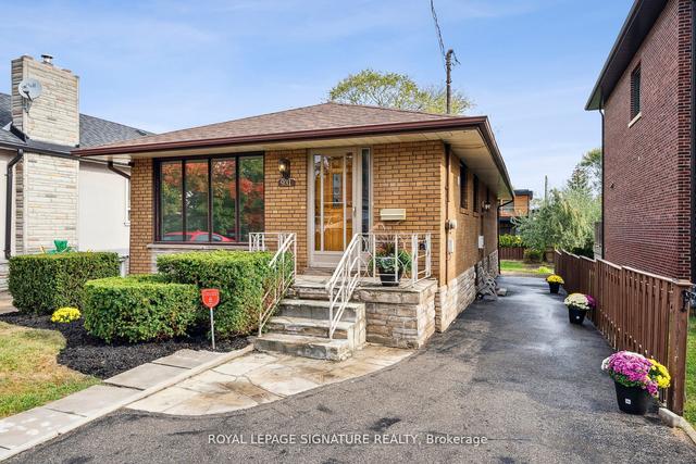 931 Aviation Rd, House detached with 3 bedrooms, 2 bathrooms and 4 parking in Mississauga ON | Image 22