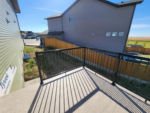 1198 Pacific Circle W, House detached with 3 bedrooms, 2 bathrooms and 4 parking in Lethbridge County AB | Image 44