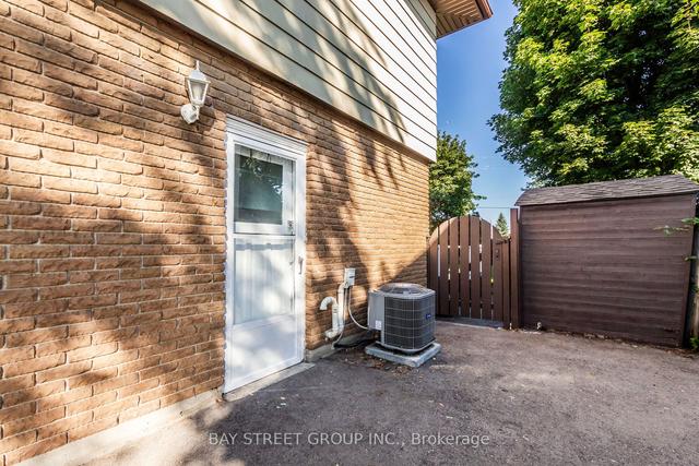 67 Roberts Cres, House semidetached with 3 bedrooms, 2 bathrooms and 2 parking in Kitchener ON | Image 23