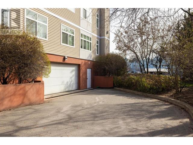 106 - 1235 Klo Road, Condo with 2 bedrooms, 2 bathrooms and 1 parking in Kelowna BC | Image 42