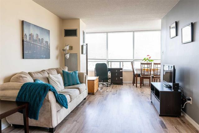 1114 - 550 Webb Dr, Condo with 2 bedrooms, 1 bathrooms and 2 parking in Mississauga ON | Image 1